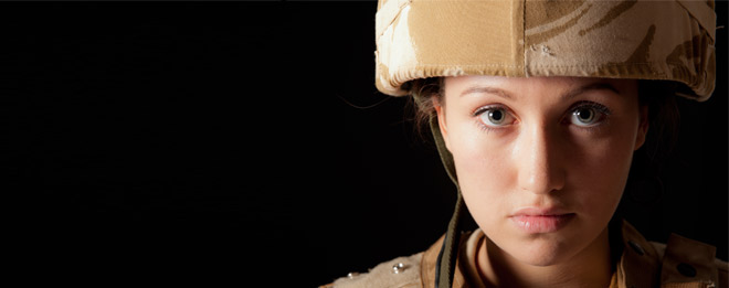 Obrera: ¡La buena obrera es como el buen soldado!