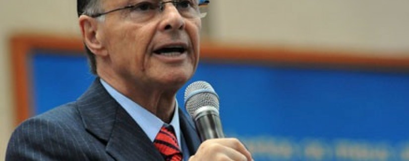 A visão do Bispo Macedo sobre o Godllywood