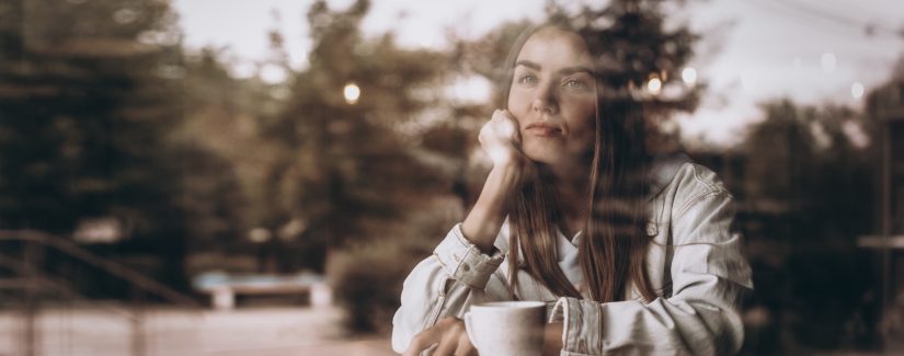 A fé emotiva sente e distrai